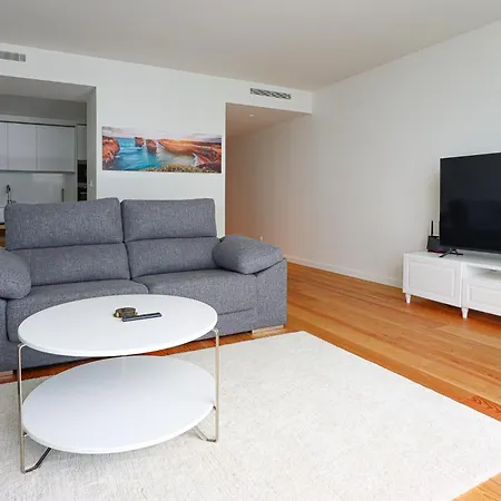 Cond Bayline - Breeze Wellness & Living - Bacalhau - By Bedzy Apartamento