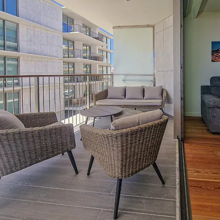 Cond Bayline - Breeze Wellness & Living - Bacalhau - By Bedzy * Armação de Pêra