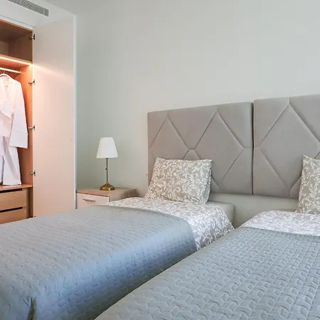 Apartamento Cond Bayline - Breeze Wellness & Living - Bacalhau - By Bedzy *