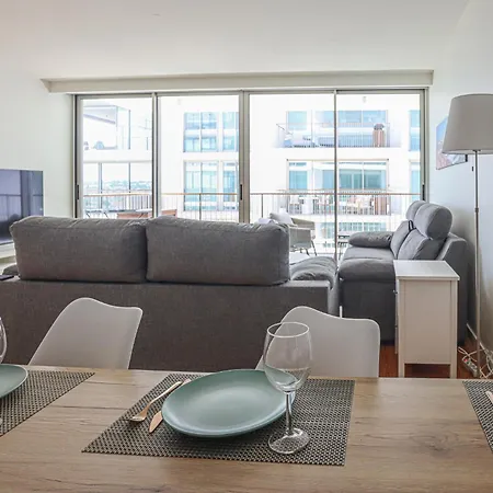 Cond Bayline - Breeze Wellness & Living - Bacalhau - By Bedzy Armação de Pêra