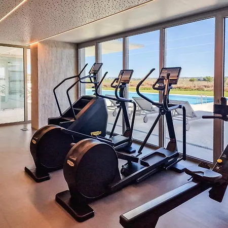 Cond Bayline - Breeze Wellness & Living - Bacalhau - By Bedzy Armação de Pêra